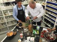 Award-winning chef Torsten Götz cooks at Jüstrich Cosmetics for KitchenCase
