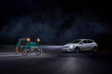 Top Vision at All Times: Opel Astra with IntelliLux LED® Matrix Light