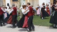 Volksfeststimmung im Barockschloss