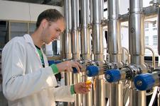 Getränkeproduktion: säurearmes Bier schont den Magen
