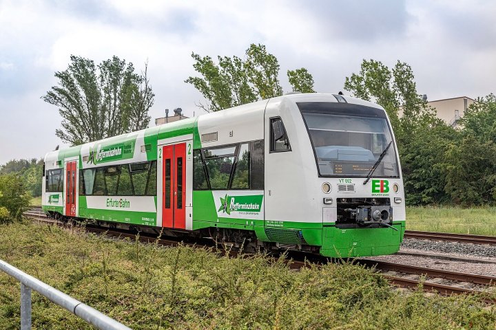 Sonderzüge auf der Pfefferminzbahn zum 31. Thüringer Weinfest in Bad Sulza