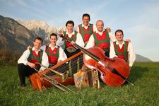 Franz Posch und Freunde sind die Stars beim 7. Tiroler Tanzlmusigfest auf der Hohrliederalm in der Wildschönau