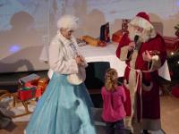 Der Weihnachtsmann kommt ins Latücht