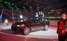 Neues Land Rover Paradefahrzeug für die Queen