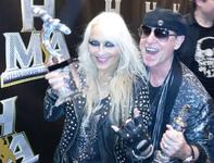 Award-Verleihung in Las Vegas: DORO Pesch zur Legende gekürt
