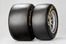 Pirellis P ZERO Reifen sind bereit für ihre zweite GP 3 Saison