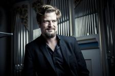 Expressive Kraft: Orgelprofessor Martin Sturm spielt sein Antrittskonzert an der Franz-Liszt-Gedächtnisorgel in der Herz-Jesu-Kirche