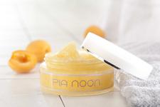 PIA NOON: Antiox Bodyscrub für wintermüde Haut