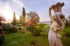 Garten-Rendezvous zwischen See und Vulkanen
