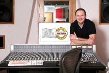 Sound Trekker Studio verlässt sich auf mobiles Monitoring System von Aviom