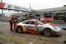 Frikadelli Racing freut sich über Platz 13 für den Pro-Am-Porsche