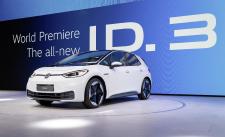 Bridgestone EMEA hat 2019 in Zusammenarbeit mit führenden Automobilherstellern sein Engagement für eine nachhaltigere, CASE-orientierte Zukunft verstärkt