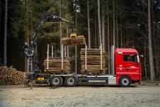 Kraftvoll, robust und zuverlässig: MAN präsentiert auf der KWF-Expo 2016 Lkw für die Holz- und Forstwirtschaft