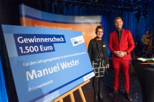 Manuel Wester aus Berlin mit bester Meisterprüfung in einem Gesundheitshandwerk 2021