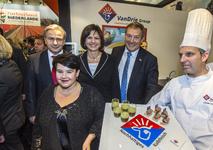 Ein Kalbfleisch-Cappuccino für die Ministerin