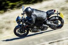 Drei brandneue Dreizylinder für dreimal mehr Fahrspaß: die Street-Triple-Modellfamilie von TRIUMPH