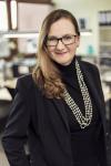 Starke Unternehmerin im Perlenschmuck-Business