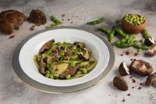 Emirates feiert den Veganuary: Neue vegane Menü-Option an Bord im Januar