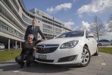 Rekordstrecke: Opel Insignia fährt mit nur einer Tankfüllung 2.111 Kilometer von der Schweiz an die Nordsee und wieder zurück
