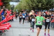 Martina Schumacher kommt als Erste ins Ziel und 1.506 Frauen folgen