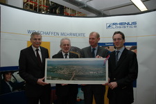 Wolters Kluwer und Rhenus schließen „Runderneuerung“ der Logistik ab