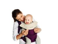 Baby Stokke® MyCarrier auf Wanderschaft