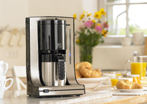 Neuer Kaffeeautomat preisgekrönt: Melitta® Stage erhält red dot award