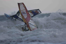 Startschuss für die Red Bull Big Days am 20. November 2008 - Windsurf Wave Contest für Pro- und Amateure