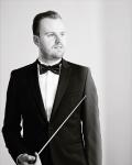 Im Feuerstrom der Reben: Drei Fragen an Robin Portune, den Dirigenten der "Fledermaus"-Aufführungen im Musikgymnasium