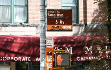 Sixt färbt New York orange: Erste Station im Big Apple eröffnet
