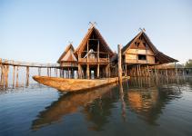 Archäologische Experimente zum Bootsbau in den Pfahlbauten am Bodensee vom 5. bis 11. August