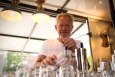 Biersommelier eröffnet Strandbar: Eckernförde und Hohwacht mit neuen Ostsee Lounges