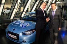 Erstes Elektroauto für UNIQA Fuhrpark