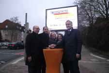 Digitale Stadtinformationsanlagen ersetzen alte Werbetafeln