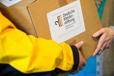 Gutes tun – Textilien und Schuhe für Geflüchtete spenden