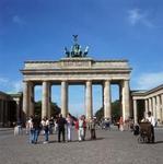 INTERCONTACT bringt Schüler- und Jugendgruppen nach Berlin