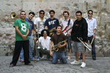 ROCOLA BACALAO (ECUADOR) - Konzert / Präsentiert von Los Fabulosos
