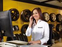Pirelli bietet in seinen europäischen Driver Centern