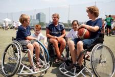 Rollstuhl-Parcour und Streetsoccer auf dem Dach des Deutschen Sport & Olympia Museums
