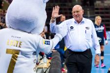 OLYMP bleibt Werbepartner des Deutschen Frauenhandballmeisters
