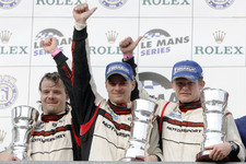Doppelerfolg mit Siegen für den RS Spyder und den 911 GT3 RSR