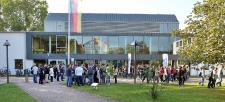 13. Hochschulkontaktmesse "Karriere" brilliert mit Ausstellervielfalt
