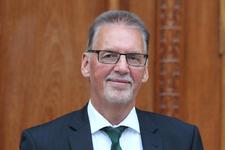 Keine Maut für leichte Nutzfahrzeuge - HWK-Vorstand Günther Engelke spricht sich gegen eine Ausweitung der streckenbezogenen Lkw-Maut in Deutschland aus
