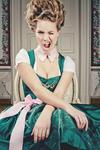 Noch 66 Tage bis zur Wies'n - Jetzt gibt's die schönsten Dirndl auch in Schwabing