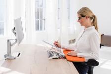 Für mehr Gesundheit im Büro – Bürokonzept „Körperzentriertes Arbeiten“ erhält Gütesiegel der Aktion Gesunder Rücken e. V.