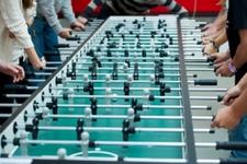 Kicker aus Ostbayern machen es möglich: Die Fußball-WM zuhause mitspielen