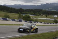 Erfolgreicher Saisonauftakt im Volkswagen Scirocco R-Cup