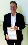 Bundesverband Prostatakrebs Selbsthilfe e.V. ehrt Urologen Prof. Dr. med. Dr. h. c. Axel Heidenreich für herausragendes Engagement