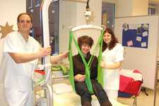 Unter dem Motto: "Alle Jahre wieder...", öffnete am 04.12.2010 die Berufsfachschule für Krankenpflege am St. Anna Krankenhaus in Sulzbach-Rosenberg ihre Türen