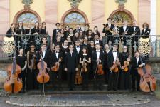 Ein Schuljahr klingt aus: Das Musikgymnasium Schloss Belvedere lädt zum Sommerkonzert mit Chor, Orchester und Kammermusik